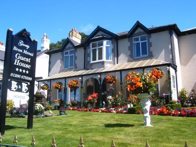 Bron Menai Guest House Caernarfon Exteriér fotografie